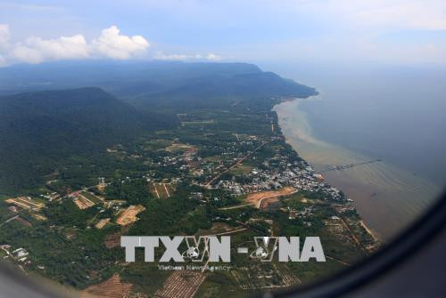 Một góc huyện đảo Phú Quốc. Ảnh TTXVN Một góc huyện đảo Phú Quốc. Ảnh TTXVN