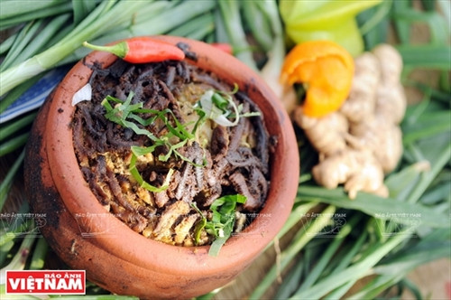 Rươi kho Tứ Kỳ ảnh 7 Rươi kho Tứ Kỳ ảnh 7