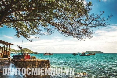 Một góc đảo Nam Du xinh đẹp với cuộc sống của những làng chài nhỏ thân thiện