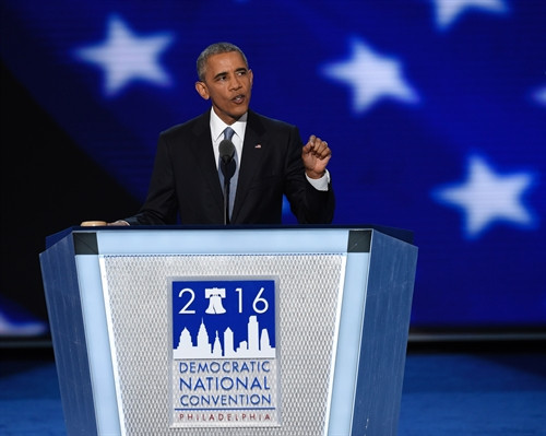 Trong ảnh (tư liệu): Tổng thống Mỹ Barack Obama phát biểu tại Philadelphia, Pennsylvania ngày 27/7. AFP/TTXVN