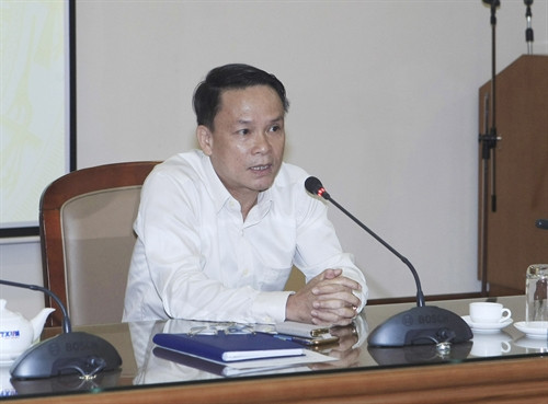 Đồng chí Nguyễn Đức Lợi, Ủy viên Trung ương Đảng, Tổng Giám đốc Thông tấn xã Việt Nam dự và phát biểu tại lễ khai giảng. Ảnh: Phạm Kiên – TTXVN