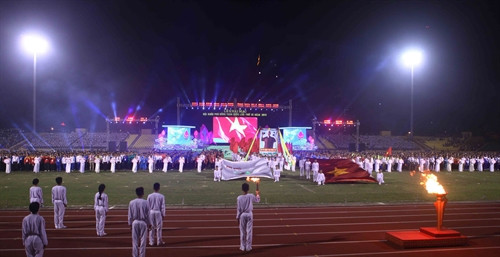 Quang cảnh lễ chào cờ. Ảnh: Thanh Tùng-TTXVN Quang cảnh lễ chào cờ. Ảnh: Thanh Tùng-TTXVN