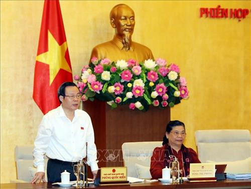 Phó Chủ tịch Quốc hội Phùng Quốc Hiển phát biểu. Ảnh: Trọng Đức - TTXVN