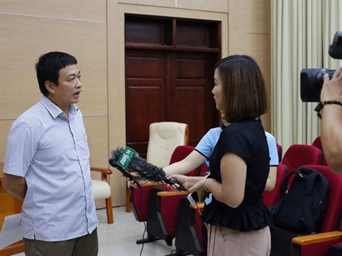 Ông Nguyễn Thắng, Tổng Biên tập Báo Ảnh Việt Nam, Phó trưởng ban tổ chức cuộc thi trả lời phỏng vấn của báo chí. Ảnh Ngọc Đức