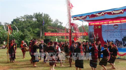 Điệu múa cồng chiêng tại ngày hội. Ảnh: Thanh Thủy - TTXVN Điệu múa cồng chiêng tại ngày hội. Ảnh: Thanh Thủy - TTXVN