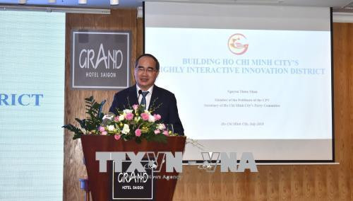 Bí thư Thành uỷ Thành phố Hồ Chí Minh Nguyễn Thiện Nhân phát biểu. Ảnh: Trần Xuân Tình – TTXVN Bí thư Thành uỷ Thành phố Hồ Chí Minh Nguyễn Thiện Nhân phát biểu. Ảnh: Trần Xuân Tình – TTXVN