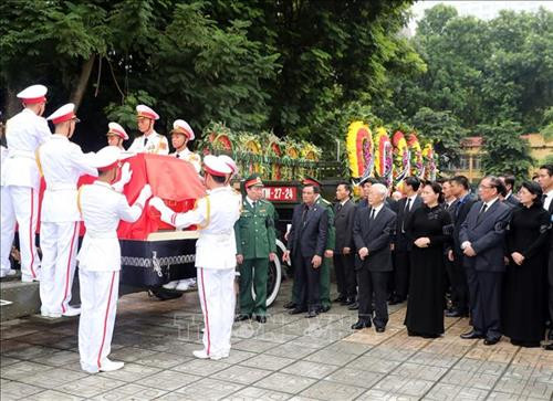 Tổng Bí thư Nguyễn Phú Trọng, Chủ tịch Quốc hội Nguyễn Thị Kim Ngân cùng nhiều đồng chí lãnh đạo, nguyên lãnh đạo Đảng, Nhà nước dự Lễ truy điệu và đưa tang Chủ tịch nước Trần Đại Quang. Ảnh: Trọng Đức - TTXVN Tổng Bí thư Nguyễn Phú Trọng, Chủ tịch Quốc hội Nguyễn Thị Kim Ngân cùng nhiều đồng chí lãnh đạo, nguyên lãnh đạo Đảng, Nhà nước dự Lễ truy điệu và đưa tang Chủ tịch nước Trần Đại Quang. Ảnh: Trọng Đức - TTXVN