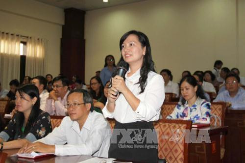 Cán bộ nguồn quy hoạch Đinh Thị Thái Hiền, Phó Giám đốc Trung tâm Xúc tiến Du lịch Thành phố Hồ Chí Minh phát biểu tại buổi gặp gỡ. Ảnh: Thanh Vũ-TTXVN