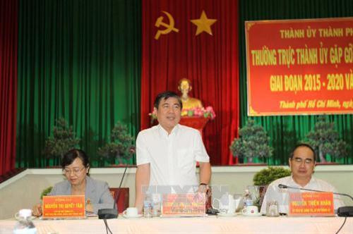 Chủ tịch UBND Thành phố Hồ Chí Minh Nguyễn Thành Phong phát biểu tại buổi gặp gỡ. Ảnh: Thanh Vũ - TTXVN