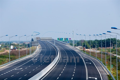 Tuyến cao tốc sẽ giảm tải cho quốc lộ 5 đồng rút ngắn thời gian đi từ Hà Nội xuống Hải Phòng chỉ còn khoảng 1,5 tiếng thay vì 2,5 tiếng như trước đây.
