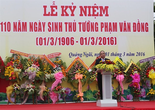 Đồng chí Nguyễn Xuân Phúc, Uỷ viên Bộ Chính trị, Phó Thủ tướng phát biểu tại Lễ kỷ niệm. Ảnh: Trí Dũng – TTXVN Đồng chí Nguyễn Xuân Phúc, Uỷ viên Bộ Chính trị, Phó Thủ tướng phát biểu tại Lễ kỷ niệm. Ảnh: Trí Dũng – TTXVN