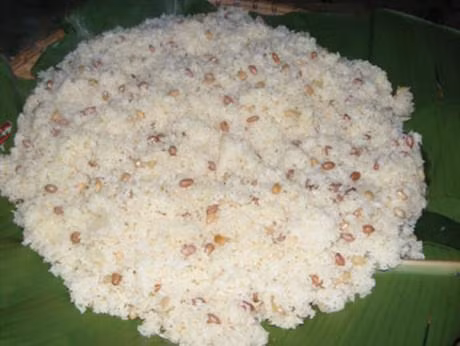 Lễ cúng cơm mới của người dân tộc Tày Bắc Hà. Ảnh: lehoi.cinet.vn