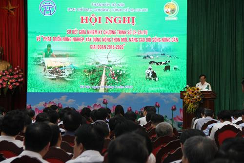 Giám đốc Sở Nông nghiệp và Phát triển nông thôn Hà Nội Chu Phú Mỹ cho biết, sau nửa nhiệm kỳ thực hiện Chương trình số 02 giai đoạn 2016 - 2020, Hà Nội là địa phương có số huyện đạt chuẩn nhiều nhất cả nước.