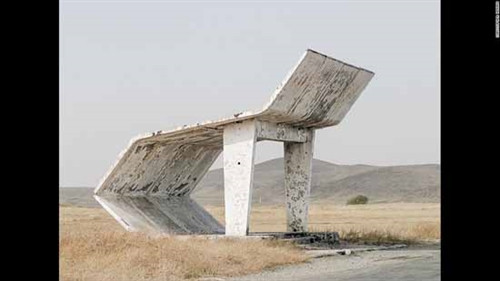 Chiêm ngưỡng lối kiến trúc độc đáo trạm xe buýt Xô viết ảnh 9