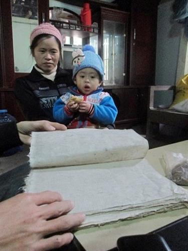 Giấy bản của người Nùng. Giấy bản của người Nùng.