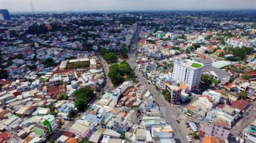 Một góc Thành phố Thủ Dầu Một. Ảnh: Mạnh Linh-TTXVN Một góc Thành phố Thủ Dầu Một. Ảnh: Mạnh Linh-TTXVN