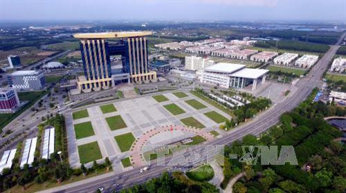 Trung tâm Hành chính Thành phố mới Bình Dương. Ảnh: Mạnh Linh-TTXVN Trung tâm Hành chính Thành phố mới Bình Dương. Ảnh: Mạnh Linh-TTXVN