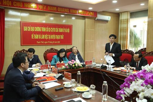Giám đốc Sở Nông nghiệp và Phát triển nông thôn Hà Nội Chu Phú Mỹ giải đáp những kiến nghị của huyện Thạch Thất trong quá trình thực hiện Chương trình 02-CTr/TU của Thành ủy Hà Nội. Tại buổi làm việc, Phó Chủ tịch Thường trực Ủy ban Nhân dân Thành phố Hà Nội Nguyễn Văn Sửu đề nghị huyện Thạch Thất cần tập trung hoàn thiện các tiêu chí nông thôn mới để quý II/2020 thành phố trình Trung ương công nhận huyện đạt chuẩn nông thôn mới; các sở, ngành cần hỗ trợ huyện trong việc đầu tư cơ sở vật chất để hoàn thiện các tiêu chí còn lại.