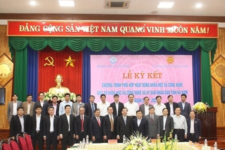 Các đại biểu tham dự Lễ ký kết Chương trình phối hợp hoạt động KH&CN giữa Bộ KH&CN và UBND tỉnh Hà Nam. Ảnh: Bộ KH&CN Các đại biểu tham dự Lễ ký kết Chương trình phối hợp hoạt động KH&CN giữa Bộ KH&CN và UBND tỉnh Hà Nam. Ảnh: Bộ KH&CN