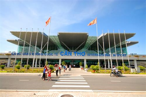 Sân bay Cần Thơ tên gọi trước đây là sân bay Trà Nóc. Ảnh : hanoiairporthotels.vn Sân bay Cần Thơ tên gọi trước đây là sân bay Trà Nóc. Ảnh : hanoiairporthotels.vn