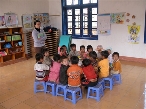 Nâng cao chất lượng giáo dục cho vùng dân tộc rất ít người ảnh 1