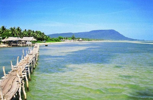 Vẻ đẹp như thiên đường nơi hạ giới của quần đảo Bà Lụa. Vẻ đẹp như thiên đường nơi hạ giới của quần đảo Bà Lụa.