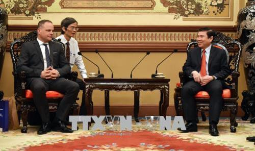 Quang cảnh buổi làm việc. Ảnh: Xuân Khu - TTXVN