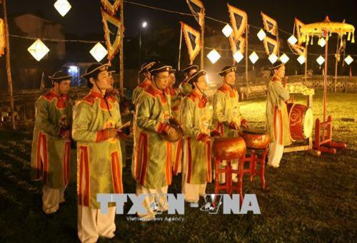 Đội nhạc lễ trong Lễ tế Xã Tắc. Ảnh: Hồ Cầu - TTXVN Đội nhạc lễ trong Lễ tế Xã Tắc. Ảnh: Hồ Cầu - TTXVN