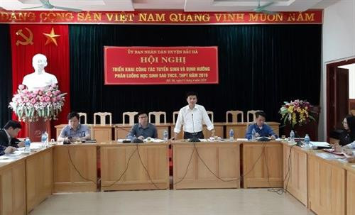 Hội nghị triển khai công tác tuyển sinh và định hướng phân luồng học sinh sau THCS, THPT năm 2019 do UBND huyện Bắc Hà tổ chức. Ảnh: bacha.edu.vn Hội nghị triển khai công tác tuyển sinh và định hướng phân luồng học sinh sau THCS, THPT năm 2019 do UBND huyện Bắc Hà tổ chức. Ảnh: bacha.edu.vn