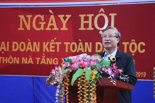 Ủy viên Bộ Chính trị, Thường trực Ban Bí thư Trần Quốc Vượng phát biểu tại Ngày hội Đại đoàn kết toàn dân tộc ở thôn Nà Tẳng, xã Lương Bằng, huyện Chợ Đồn, tỉnh Bắc Kạn. Ảnh: Vũ Hoàng Giang - TTXVN Ủy viên Bộ Chính trị, Thường trực Ban Bí thư Trần Quốc Vượng phát biểu tại Ngày hội Đại đoàn kết toàn dân tộc ở thôn Nà Tẳng, xã Lương Bằng, huyện Chợ Đồn, tỉnh Bắc Kạn. Ảnh: Vũ Hoàng Giang - TTXVN