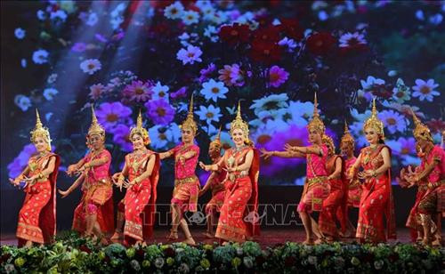 Đoàn nghệ thuật quốc gia Lào biểu diễn khai mạc tuần Văn hoá Lào 2018 tại Việt Nam ảnh 5 Đoàn nghệ thuật quốc gia Lào biểu diễn khai mạc tuần Văn hoá Lào 2018 tại Việt Nam ảnh 5