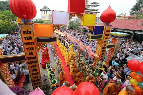 Nghi lễ chính của Lễ hội Quán Thế Âm - Ngũ Hành Sơn năm 2018 ảnh 7 Nghi lễ chính của Lễ hội Quán Thế Âm - Ngũ Hành Sơn năm 2018 ảnh 7