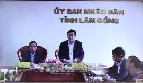 Đầu cầu họp trực truyến tỉnh Lâm Đồng. Ảnh: Vũ Sinh - TTXVN Đầu cầu họp trực truyến tỉnh Lâm Đồng. Ảnh: Vũ Sinh - TTXVN