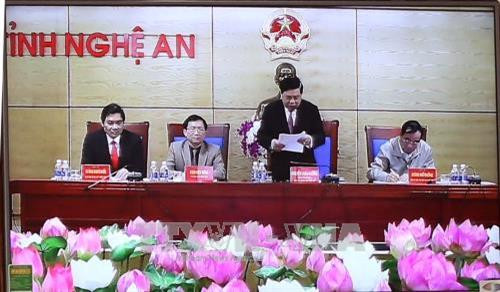 Đầu cầu họp trực truyến tỉnh Nghệ An. Ảnh: Vũ Sinh - TTXVN Đầu cầu họp trực truyến tỉnh Nghệ An. Ảnh: Vũ Sinh - TTXVN