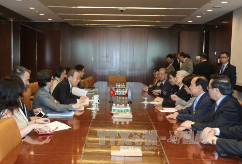 Tổng Bí thư Nguyễn Phú Trọng hội đàm với Tổng Thư ký Liên hợp quốc Ban Ki-moon tại trụ sở Liên hợp quốc ở thành phố New York, Hoa Kỳ. Ảnh: Trí Dũng – TTXVN Tổng Bí thư Nguyễn Phú Trọng hội đàm với Tổng Thư ký Liên hợp quốc Ban Ki-moon tại trụ sở Liên hợp quốc ở thành phố New York, Hoa Kỳ. Ảnh: Trí Dũng – TTXVN