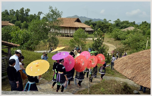 Đi vui Tết Độc lập ở Làng Văn hóa – Du lịch các dân tộc Việt Nam