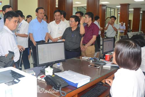 Đoàn kiểm tra cải cách hành chính (CCHC) do Thứ trưởng Bộ Nông nghiệp và Phát triển nông thôn Hà Công Tuấn làm trưởng đoàn. Ảnh: baohanam.com.vn