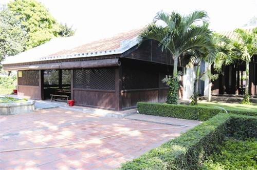 Một góc Khu di tích lịch sử Trường Dục Thanh, một điểm du lịch nổi tiếng ở Bình Thuận. Ảnh: Nguyễn Thanh - TTXVN Một góc Khu di tích lịch sử Trường Dục Thanh, một điểm du lịch nổi tiếng ở Bình Thuận. Ảnh: Nguyễn Thanh - TTXVN