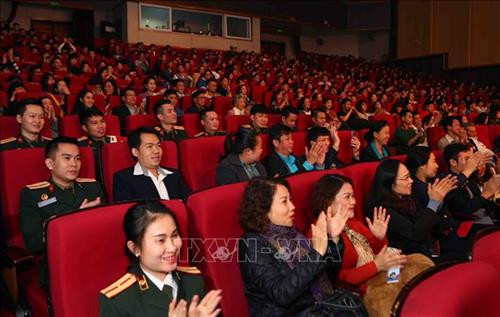 Đoàn nghệ thuật quốc gia Lào biểu diễn khai mạc tuần Văn hoá Lào 2018 tại Việt Nam ảnh 4 Đoàn nghệ thuật quốc gia Lào biểu diễn khai mạc tuần Văn hoá Lào 2018 tại Việt Nam ảnh 4