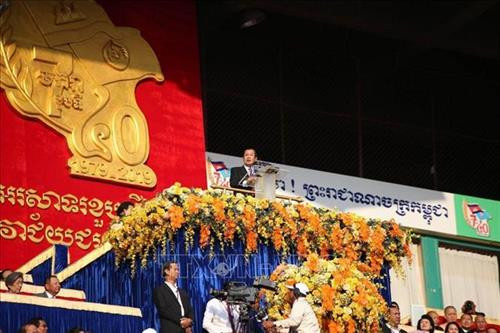 Thủ tướng Campuchia Samdech Hun Sen phát biểu tại buổi lễ Thủ tướng Campuchia Samdech Hun Sen phát biểu tại buổi lễ