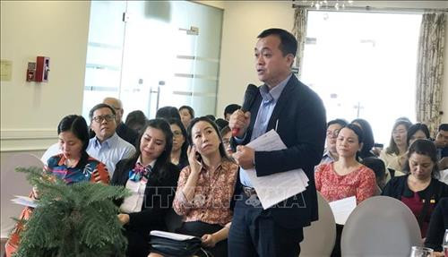 Đại diện doanh nghiệp Thành phố Hồ Chí Minh tham gia thảo luận tại Hội nghị. Ảnh: Mỹ Phương - TTXVN Đại diện doanh nghiệp Thành phố Hồ Chí Minh tham gia thảo luận tại Hội nghị. Ảnh: Mỹ Phương - TTXVN
