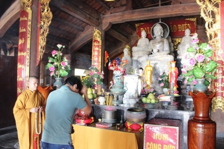 Linh thiêng những ngôi chùa giữa Biển Đông ảnh 17