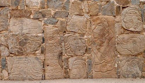 Khu Cerro Sechin ở Peru. Nguồn: Atlasobscura.com Khu Cerro Sechin ở Peru. Nguồn: Atlasobscura.com