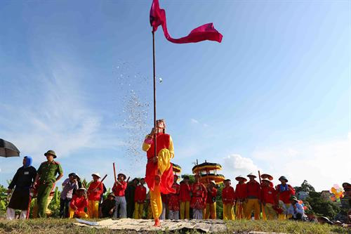 Hội Gióng Phù Đổng 2018. Ảnh: Thành Đạt - TTXVN Hội Gióng Phù Đổng 2018. Ảnh: Thành Đạt - TTXVN