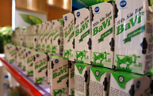 Một số sản phẩm nông sản thực phẩm tiểu biểu của Hà Nội được trưng bày tại hội nghị.