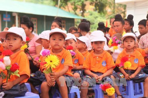 Học sinh Mầm non Nặm Păm trong ngày khai giảng năm học mới. Ảnh: Hữu Quyết - TTXVN Học sinh Mầm non Nặm Păm trong ngày khai giảng năm học mới. Ảnh: Hữu Quyết - TTXVN
