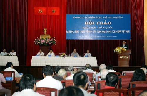 Hội thảo khoa học toàn quốc “Văn học, Nghệ thuật với việc xây dựng nhân cách con người Việt Nam”. Ảnh: Thanh Vũ – TTXVN Hội thảo khoa học toàn quốc “Văn học, Nghệ thuật với việc xây dựng nhân cách con người Việt Nam”. Ảnh: Thanh Vũ – TTXVN