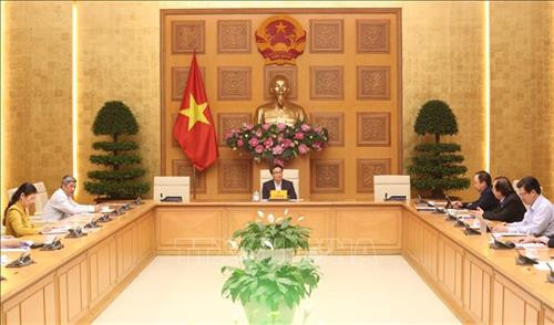 Phó Thủ tướng Vũ Đức Đam, Chủ tịch Ủy ban chủ trì cuộc họp. Ảnh: Dương Giang - TTXVN Phó Thủ tướng Vũ Đức Đam, Chủ tịch Ủy ban chủ trì cuộc họp. Ảnh: Dương Giang - TTXVN