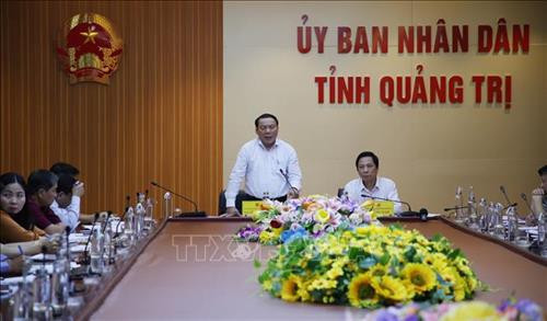 Ban chỉ đạo phòng, chống COVID – 19 tỉnh Quảng Trị tổ chức họp về tình hình triển khai các giải pháp phòng, chống dịch trên địa bàn tỉnh. Ảnh: Thanh Thủy-TTXVN Ban chỉ đạo phòng, chống COVID – 19 tỉnh Quảng Trị tổ chức họp về tình hình triển khai các giải pháp phòng, chống dịch trên địa bàn tỉnh. Ảnh: Thanh Thủy-TTXVN