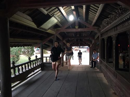 Cầu ngói Thanh Toàn còn là một điểm đến thú vị trong các kỳ Fesstival Huế. Cầu ngói Thanh Toàn còn là một điểm đến thú vị trong các kỳ Fesstival Huế.